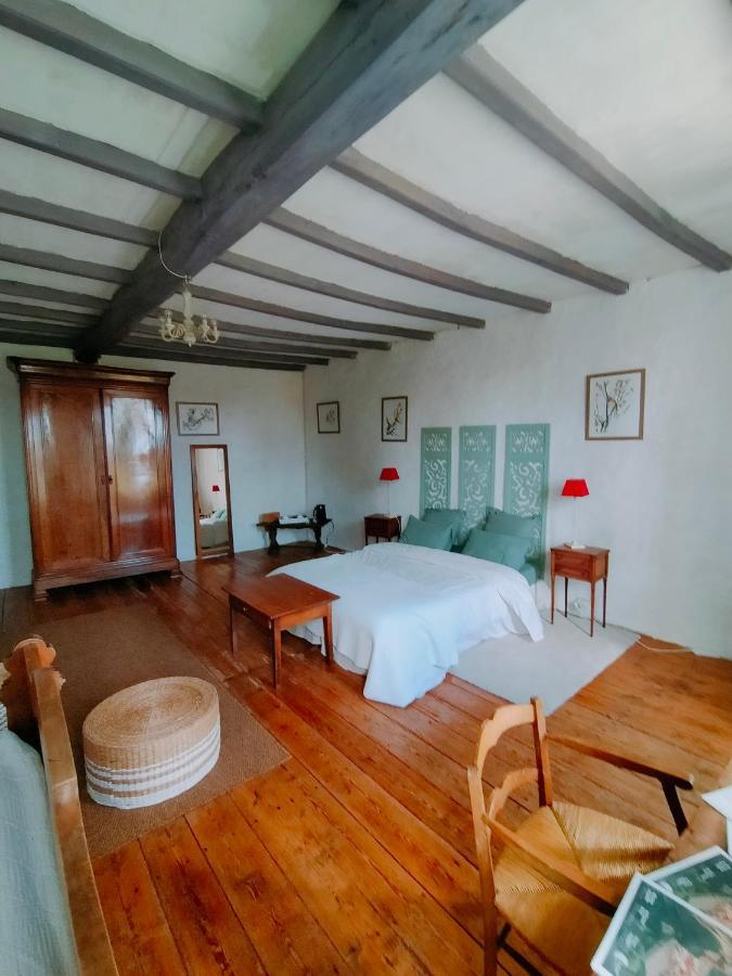 Les Grands Vents Hotel Chervettes Bagian luar foto