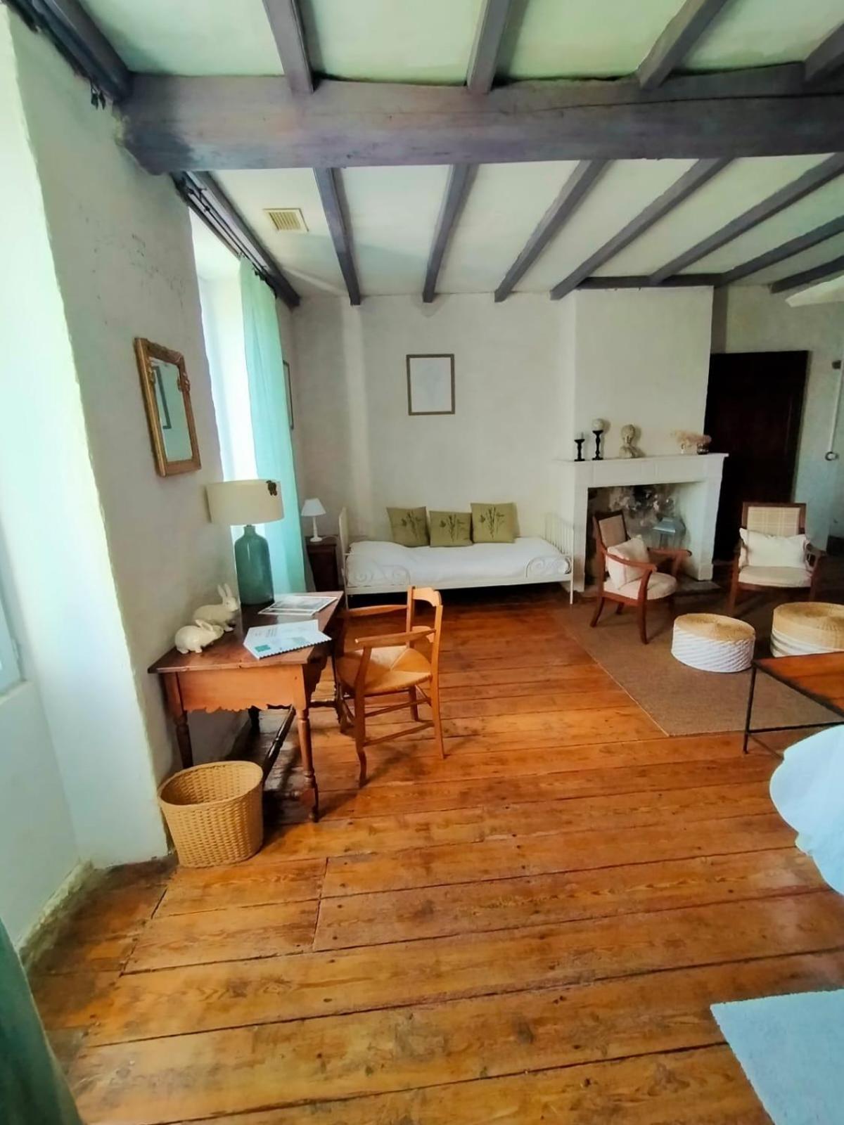 Les Grands Vents Hotel Chervettes Bagian luar foto