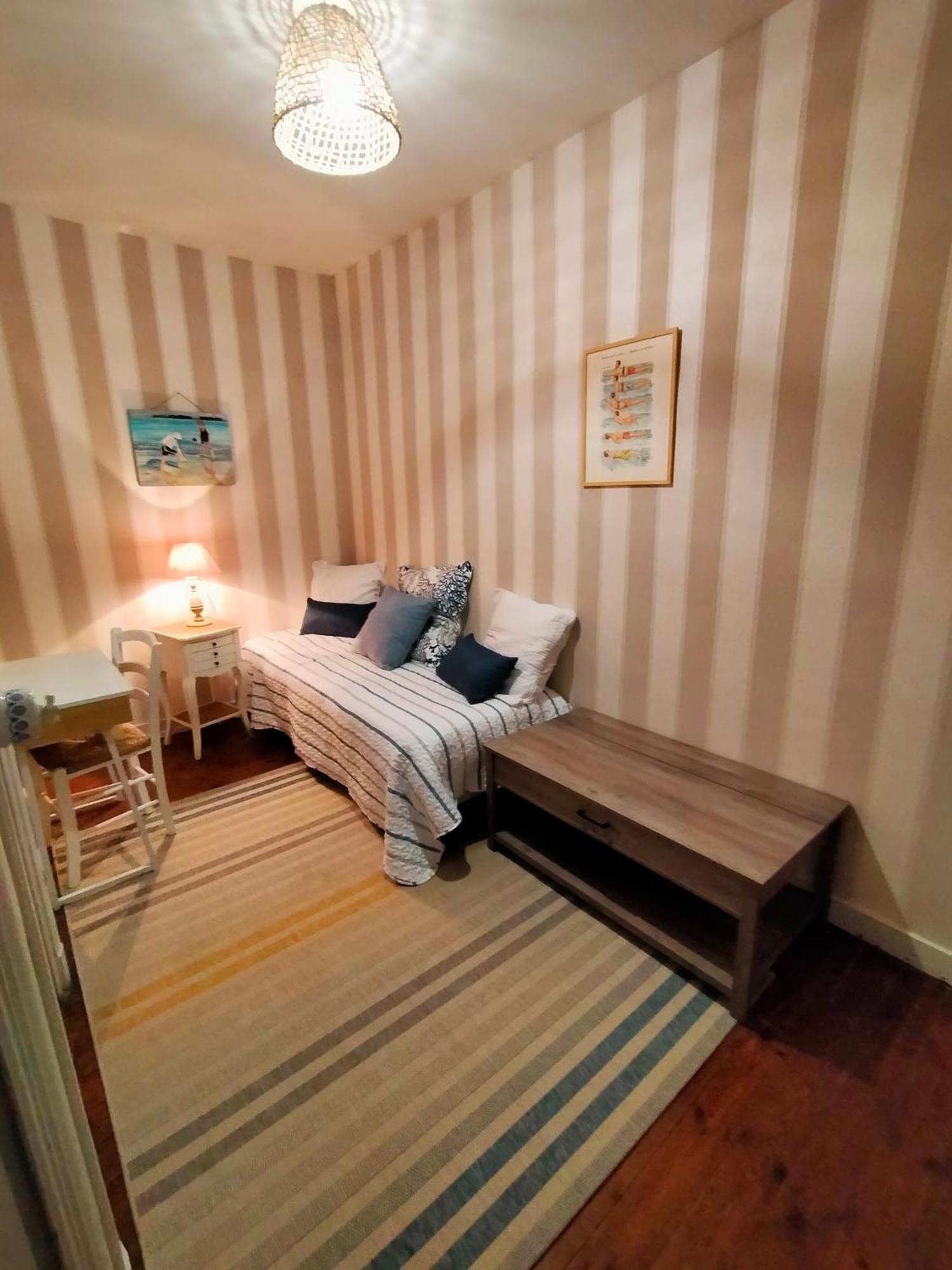 Les Grands Vents Hotel Chervettes Bagian luar foto