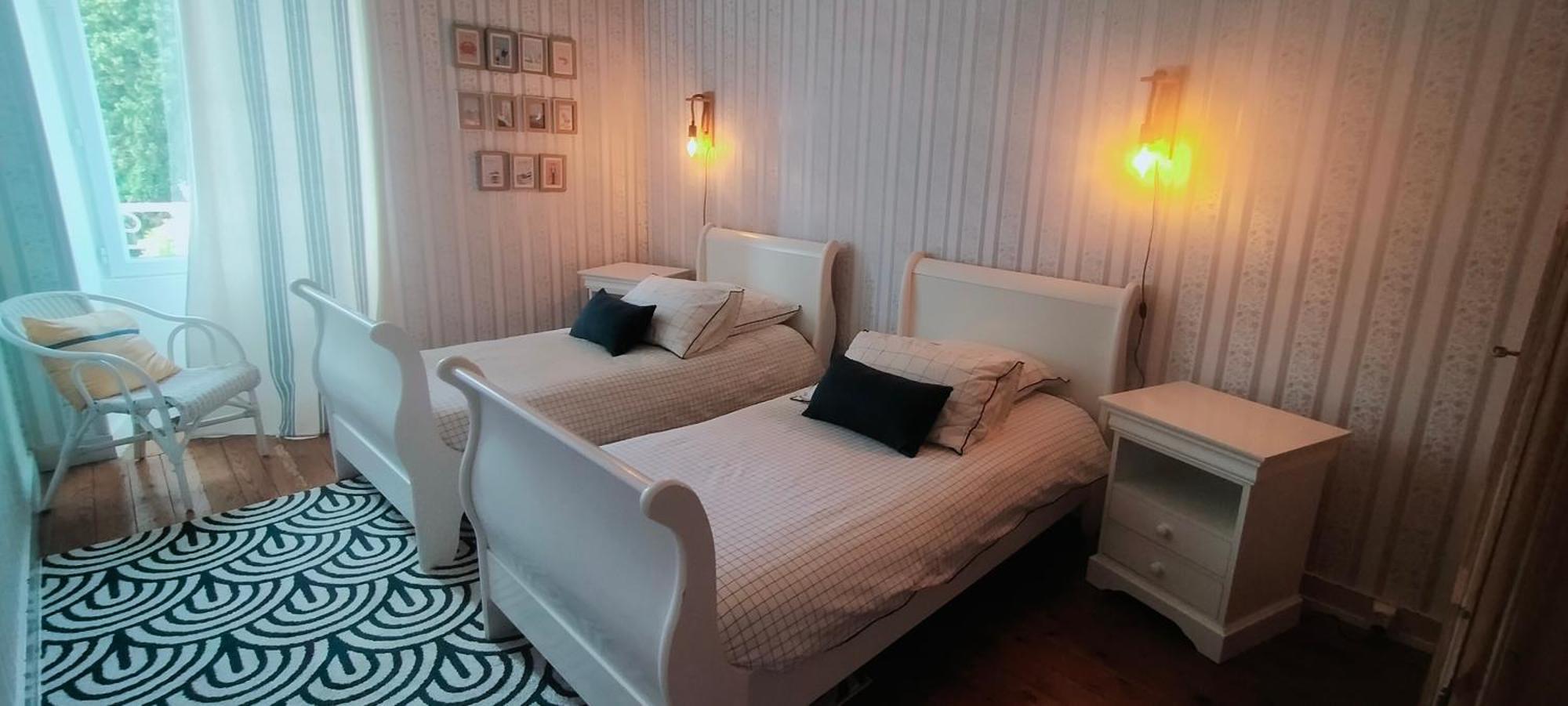 Les Grands Vents Hotel Chervettes Bagian luar foto